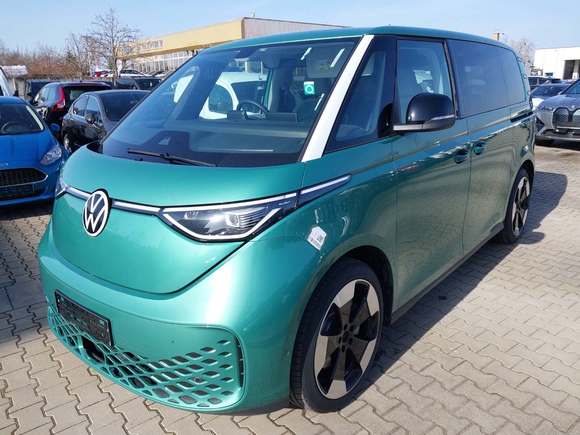 Pogled od napred levo