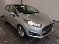 Pogled desno spredaj