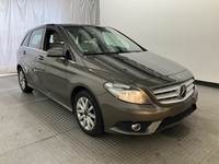 Pogled sprijeda desno