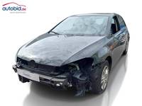 Вид спереди слева