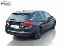 Вид сзади справа