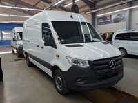 Náhled zpředu zprava