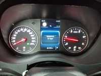 Pohled na přístrojovou desku