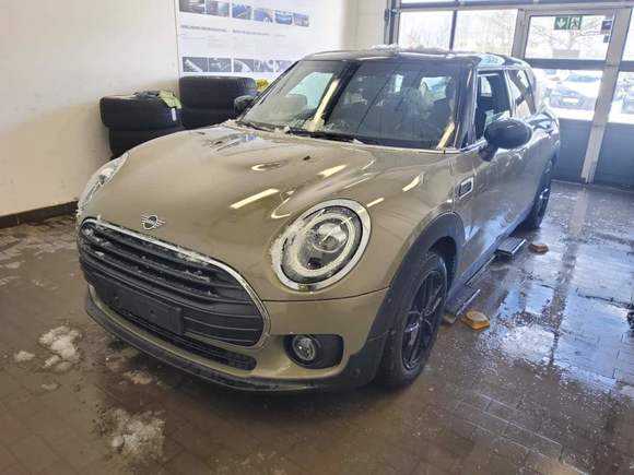 Вид спереди слева