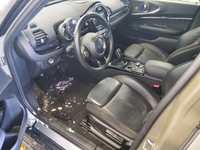 Вид на салон