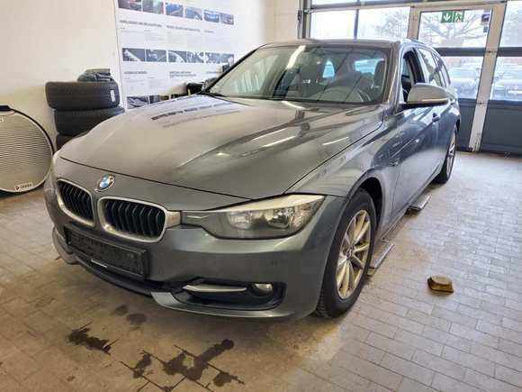 Вид спереди слева