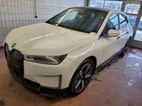 Вид спереди слева