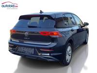 Widok z tyłu po stronie prawej