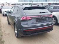 Vaizdas iš galo kairės