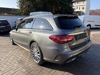 Vaizdas iš galo kairės