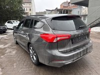 Vaizdas iš galo kairės