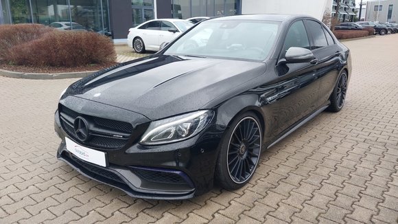 Widok z przodu po stronie lewej