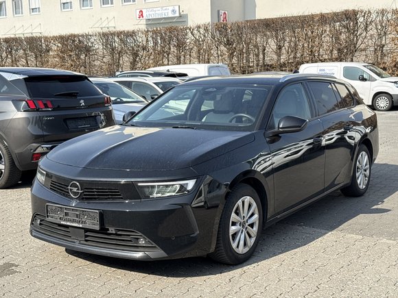 Vaizdas iš priekio kairės