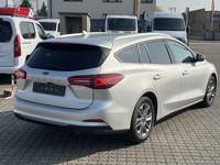 Vaizdas iš galo dešinės