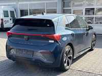 Vaizdas iš galo dešinės