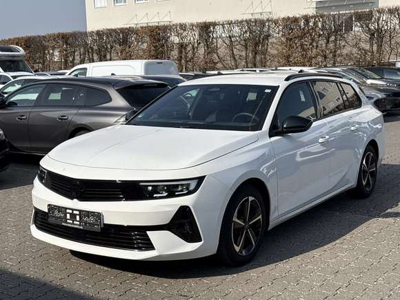 Vaizdas iš priekio kairės