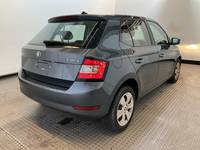 Widok z tyłu po stronie prawej