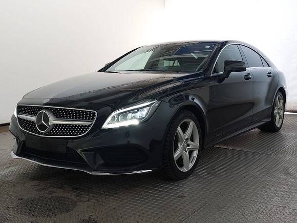 Pogled sprijeda lijevo