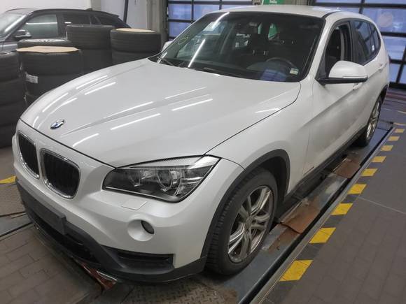 Náhled zpředu zleva