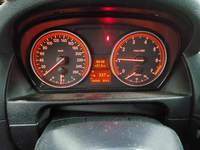 Pohled na přístrojovou desku