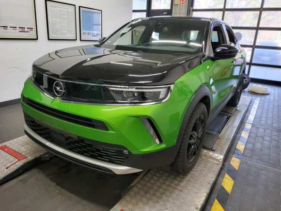 Náhled zpředu zleva