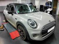 Náhled zpředu zprava