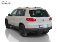 Widok z tyłu po stronie lewej