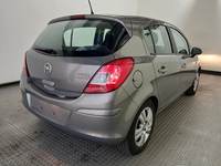 Aanzicht achter rechts