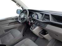 Вид на салон