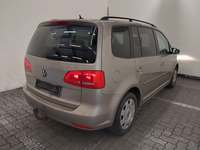 Aanzicht achter rechts