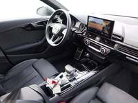 Вид на салон