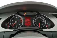 Pogled kombi instrument