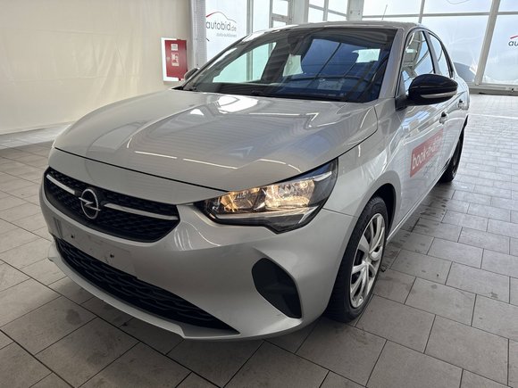 Vaizdas iš priekio kairės