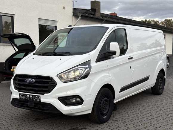 Vaizdas iš priekio kairės