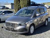 Vaizdas iš priekio kairės