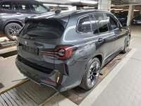 Vue de l’arrière droit