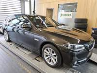 Pogled desno spredaj