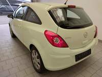 Vista traseira esquerda