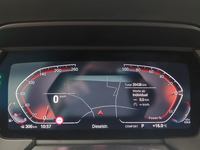 Pohled na přístrojovou desku