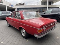 Vaizdas iš galo kairės