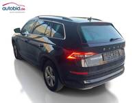 Widok z tyłu po stronie lewej