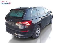 Widok z tyłu po stronie prawej