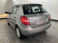 Aanzicht achter links