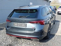 Vaizdas iš galo dešinės