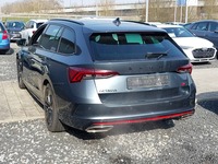 Vaizdas iš galo kairės