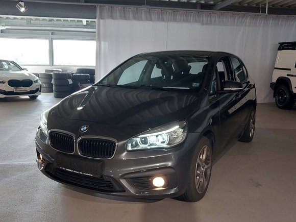 Vaizdas iš priekio kairės