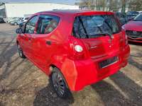 Vue de l’arrière gauche