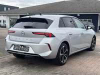 Aanzicht achter rechts