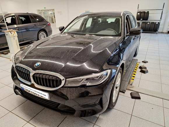 Vue de l’avant gauche