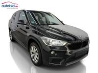 Skats no labās puses priekšā